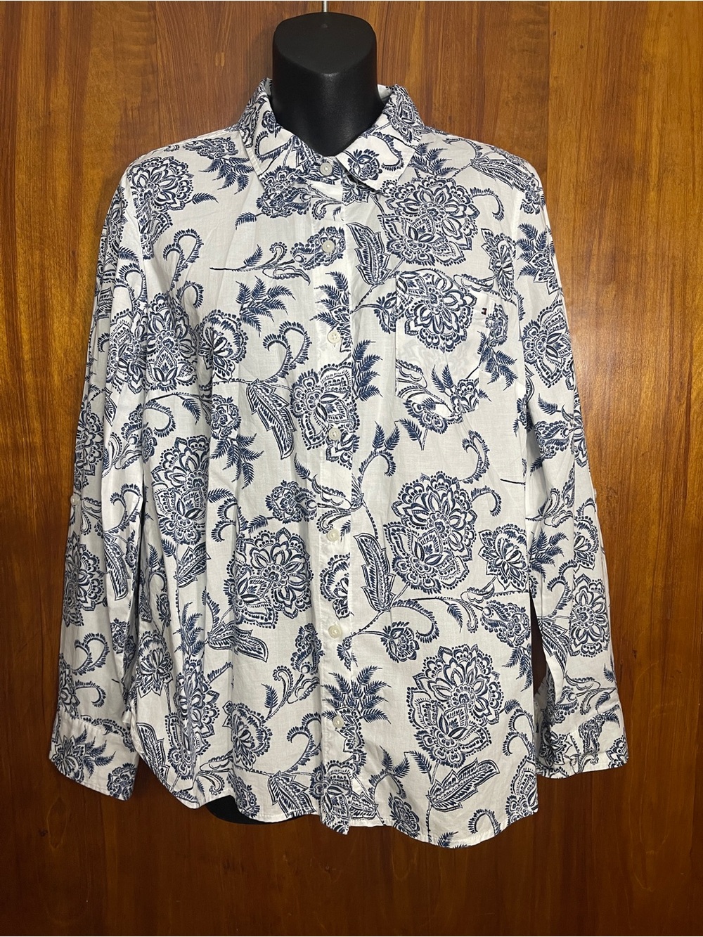 B-168 Tommy Hilfiger White Shirt with Navy Paisley Print